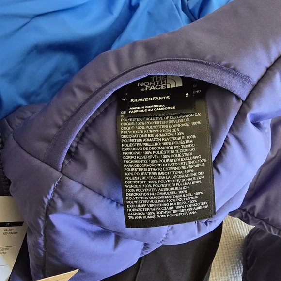 The North Face Kid Reversable Perrito Jacket - Picture 12 of 14
